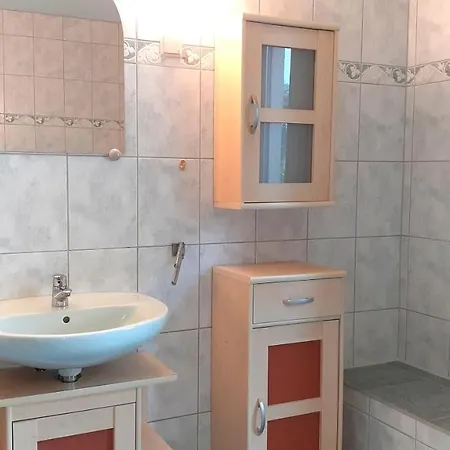 Haus vier Jahreszeiten Rügen, Wohnung 1 * Dreschvitz